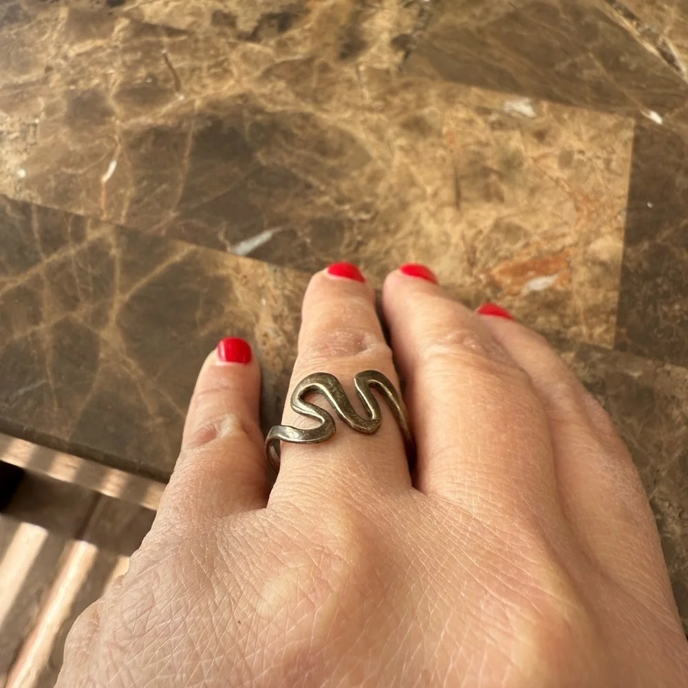 Wave Swirl silver ring